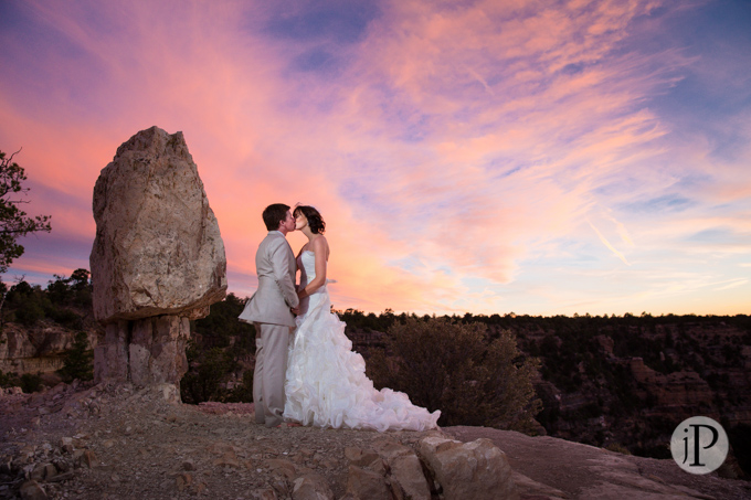 Wedding photography at the grand canyon. (3)