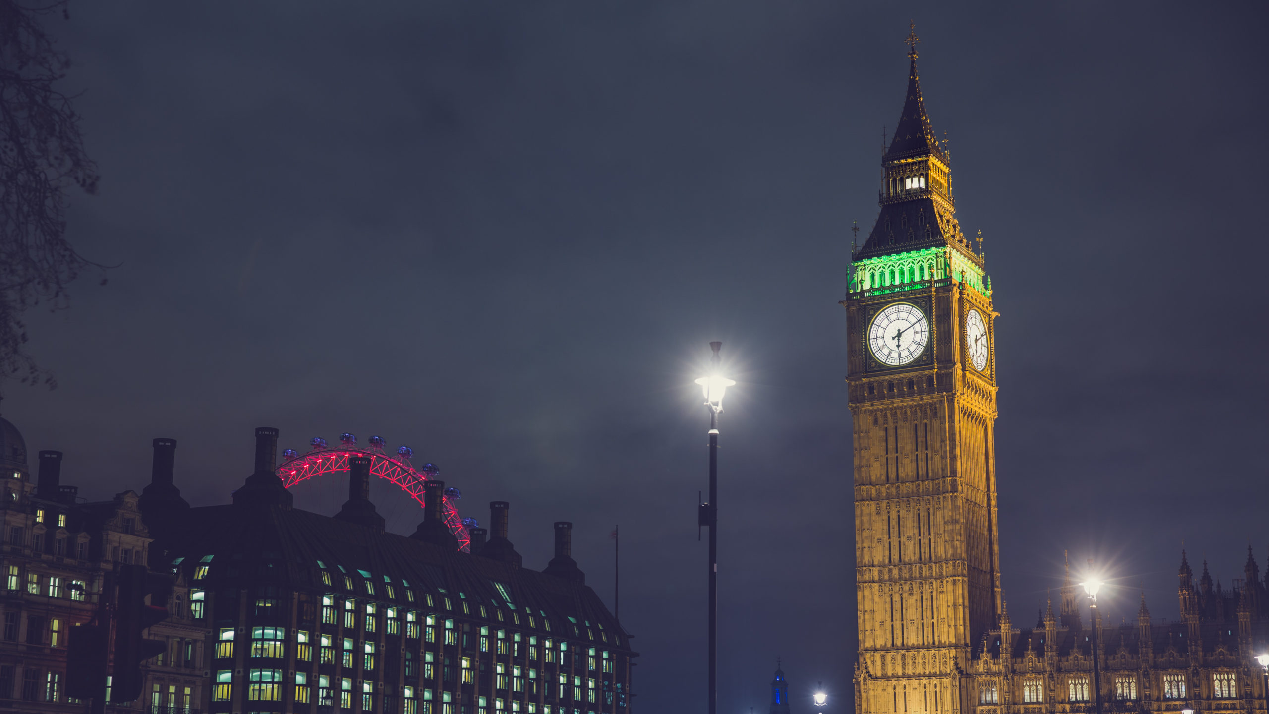 Landscape image of Big Ben in London by international wedding photographer, jared platt